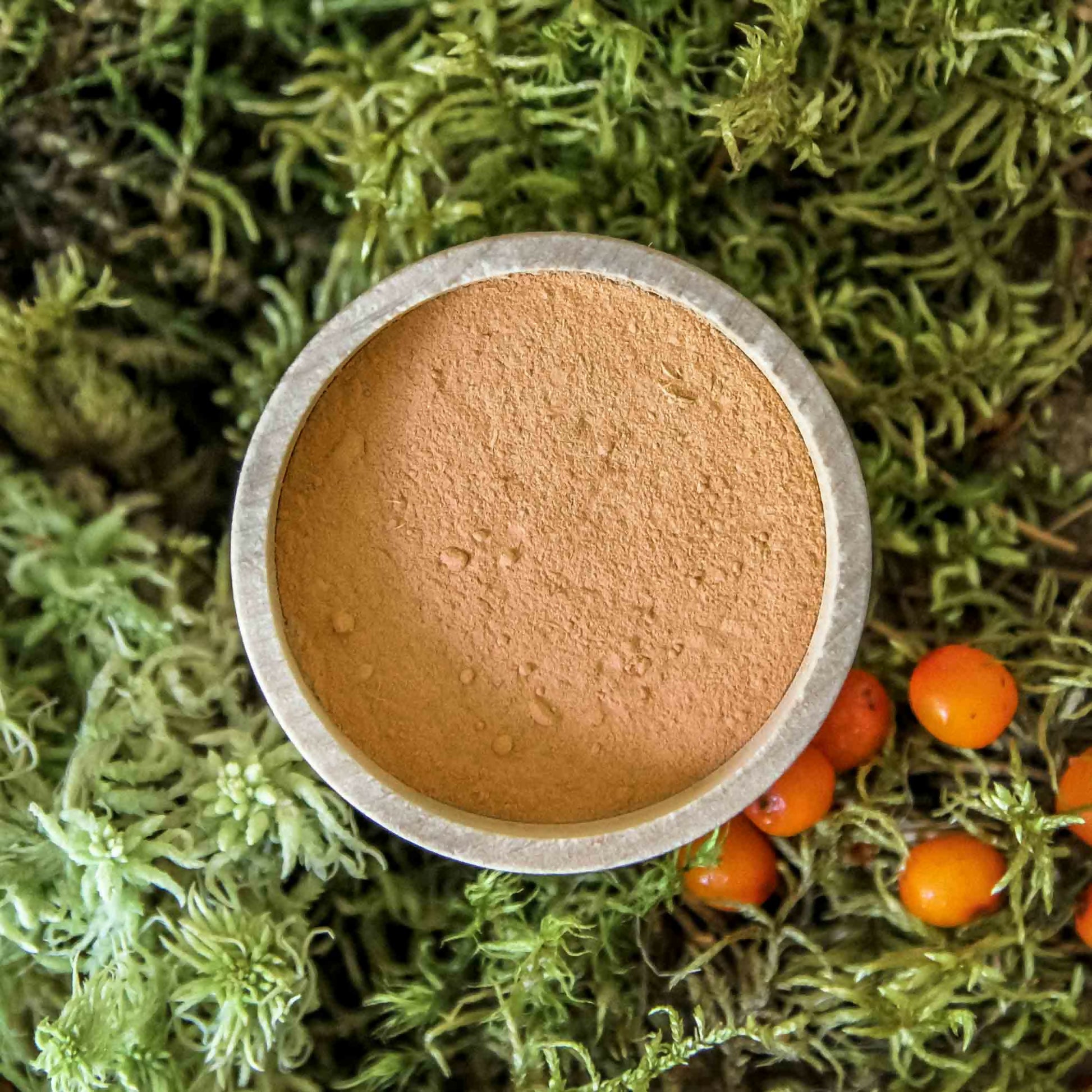 revive glow-boosting herbal face mask 2